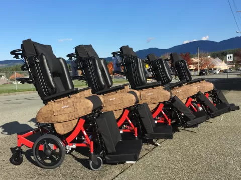 Broda Synthesis Tilt Recliner Wheelchair with APP Cushioning for rent at The Comfort Zone Mobility. 4408 China Creek Road Port Alberni BC - 250 724 4477