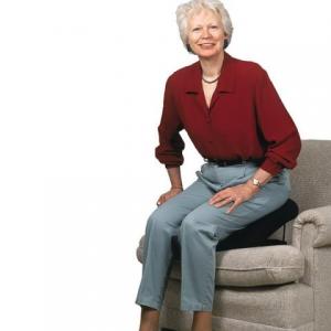 Uplift manual non powered seat assist for getting out of a chair is available at The Comfort Zone Mobility Aids & Spas in Port Alberni, Vancouver Island, BC. Call for information and pricing 250 724 4477 or email info@albernicomfortzone.com