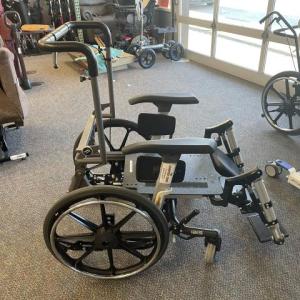 Used Ibis Tilt Wheelchair