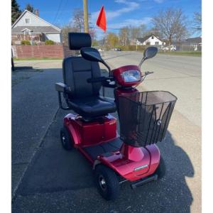 For Sale at The Comfort Zone in Port Alberni Vancouver Island BC - USED Fortress S425 Mobility Scooter 