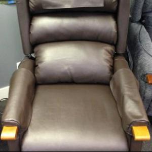 Dual Motor leatherette Lift Chair